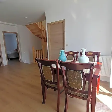 La Maison Heureuse Отель Шарлеруа